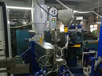Tandem Wire Drawing and Wire Insulating Extrusion Line